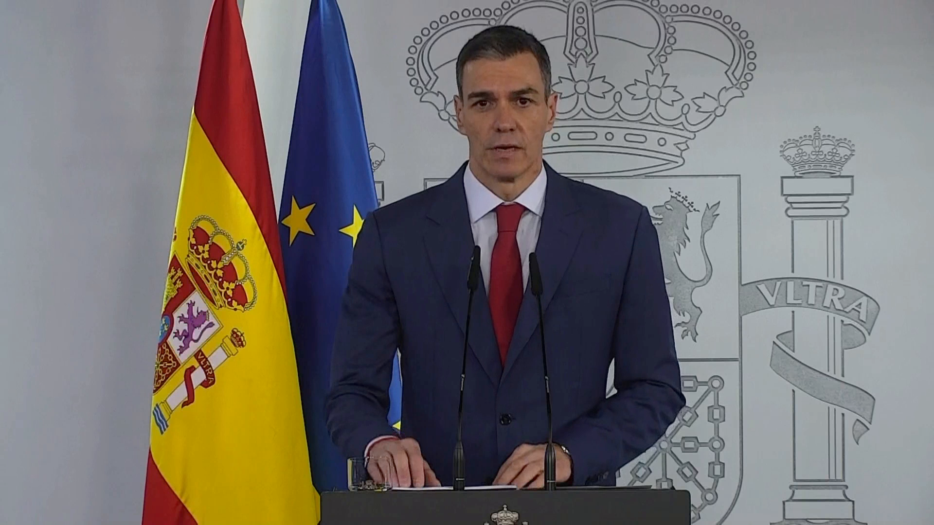 Sánchez exige el "cese de hostilidades" en Irán y responde a Trump: "La posición de España se resume en 'no a la guerra'" Sánchez exige el "cese de hostilidades" en Irán y responde a Trump: "La posición de España se resume en 'no a la guerra'"