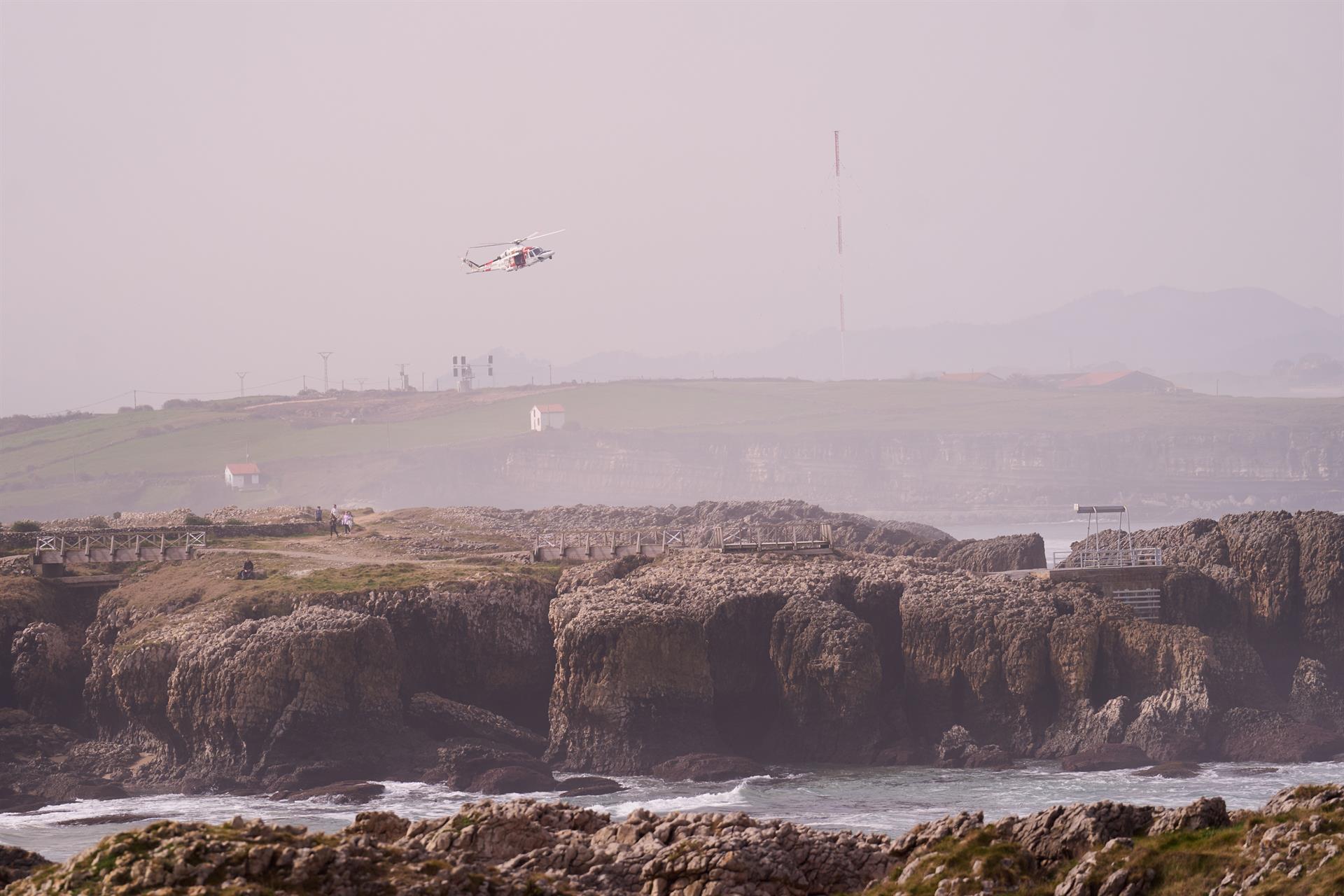 Rescatado el cuerpo de la joven de Guadalajara desaparecida al hundirse la pasarela de El Bocal Rescatado el cuerpo de la joven de Guadalajara desaparecida al hundirse la pasarela de El Bocal