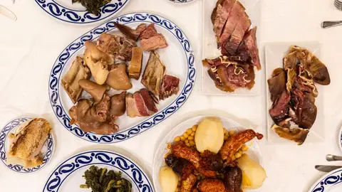 La Molinera viaja a la Costa del Sol: el cocido de Lalín se sirve en Tragabuches por un día Gastronomia