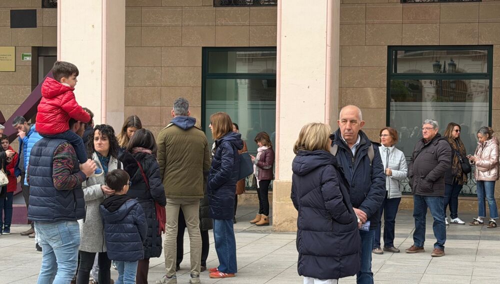 Zaragozanos hoy en la plaza López Allué