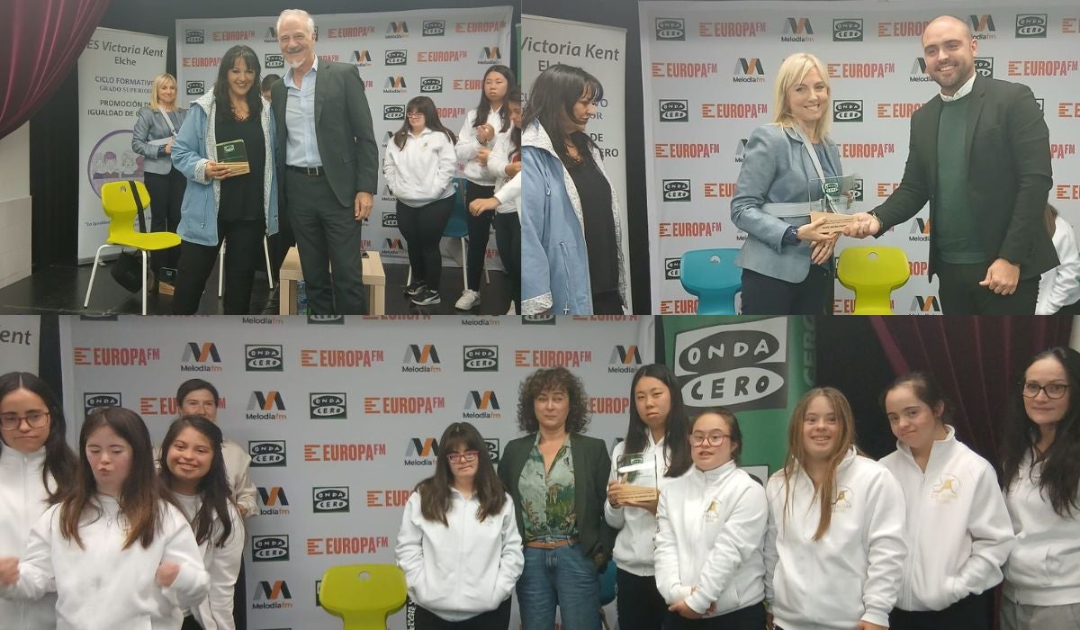 El reconocimiento llena de emoción el III Foro Mujeres Extraordinarias de Onda Cero Elche-comarcas del Vinalopó El reconocimiento llena de emoción el III Foro Mujeres Extraordinarias de Onda Cero Elche-comarcas del Vinalopó