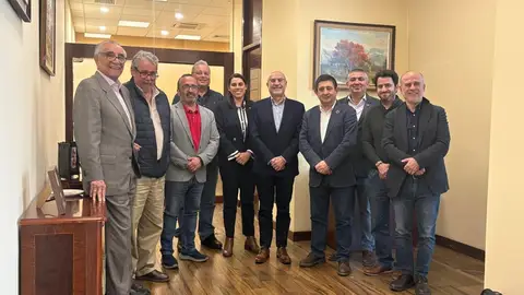 Felcode refuerza la cooperación institucional con Bolivia en proyectos de autonomías, turismo y fortalecimiento municipal Felcode refuerza la cooperación institucional con Bolivia en proyectos de autonomías, turismo y fortalecimiento municipal