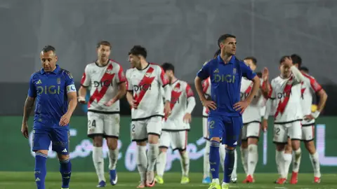 De Frutos impulsa al Rayo y deja en situación crítica al Oviedo De Frutos impulsa al Rayo y deja en situación crítica al Oviedo