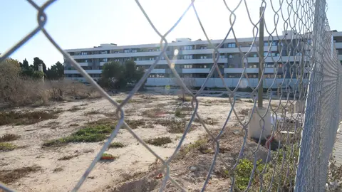 Solar donde se construirá el complejo de vivienda protegida de Nou Nazareth Solar donde se construirá el complejo de vivienda protegida de Nou Nazareth