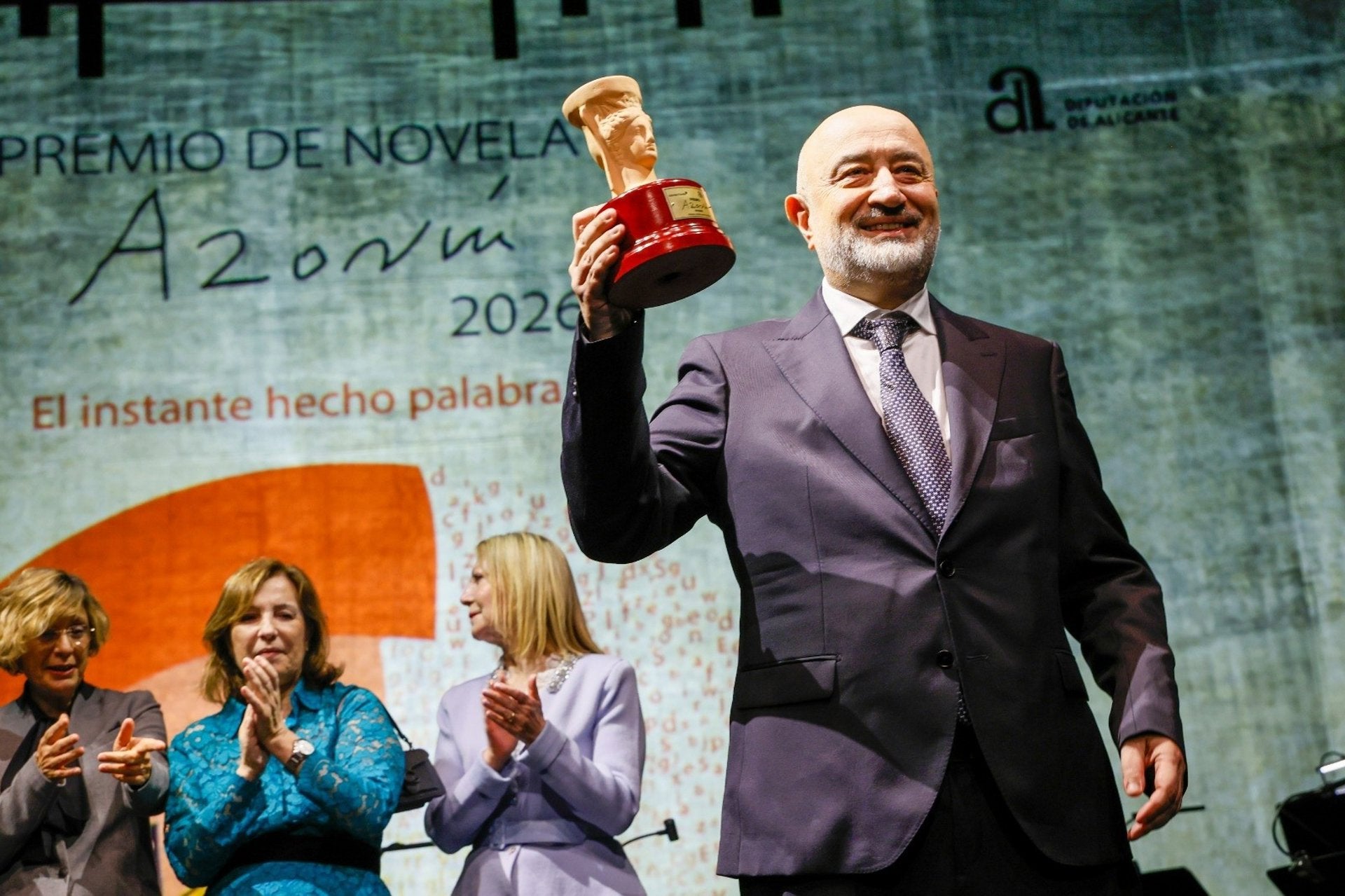 Pablo Álvarez López gana el premio Azorín de novela 2026 con la obra "la necesidad de amar" Pablo Álvarez López gana el premio Azorín de novela 2026 con la obra "la necesidad de amar"