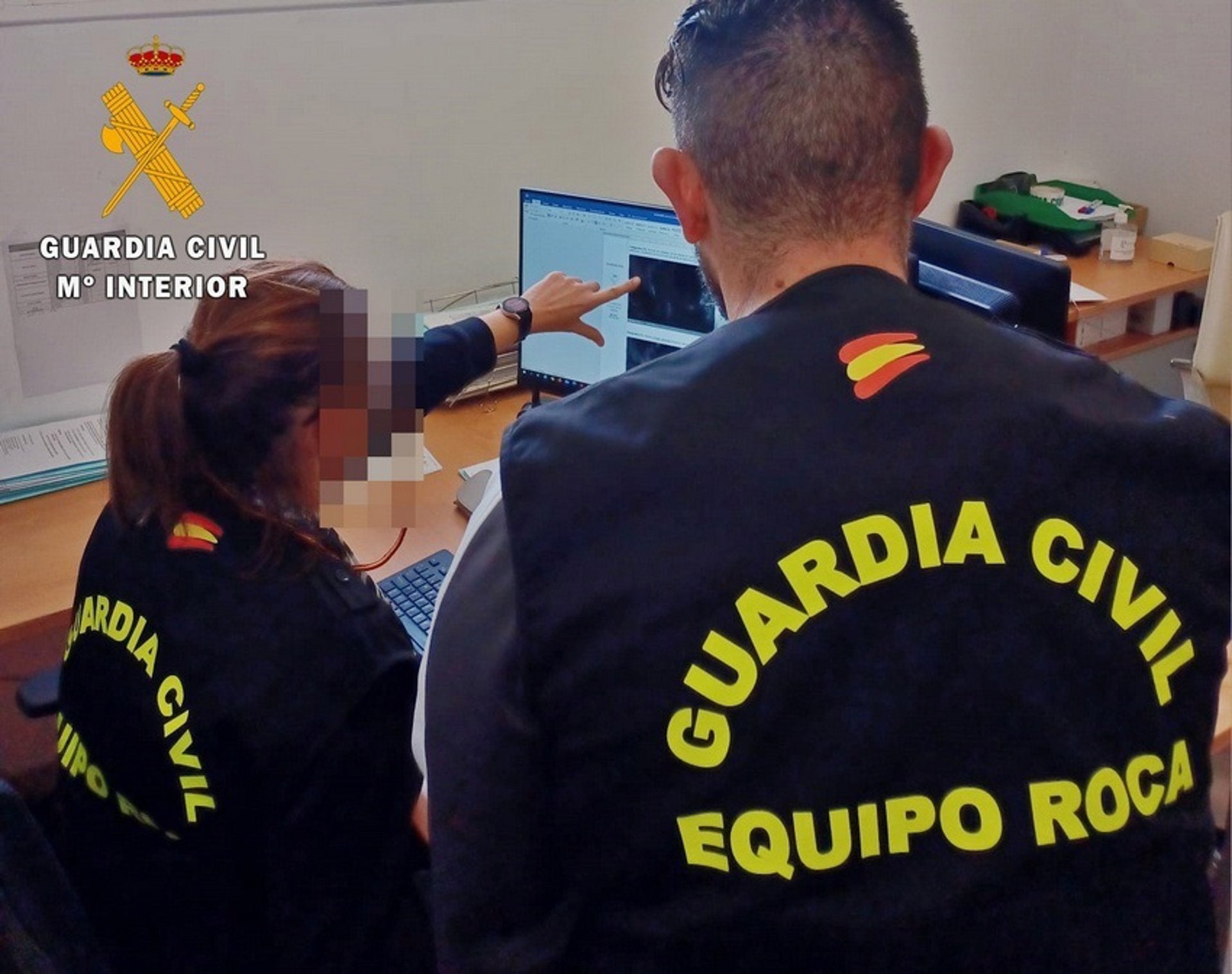 Tres detenidos por robar cable de cobre, mobiliario o electrodomésticos en un complejo hostelero de Don Álvaro Tres detenidos por robar cable de cobre, mobiliario o electrodomésticos en un complejo hostelero de Don Álvaro