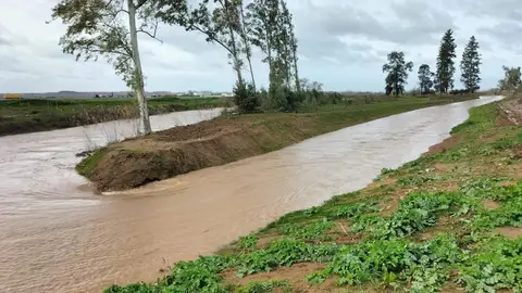 CHG destaca que las obras del río Limonetes evitaron daños en Talavera y Balboa durante la mayor crecida de su historia CHG destaca que las obras del río Limonetes evitaron daños en Talavera y Balboa durante la mayor crecida de su historia
