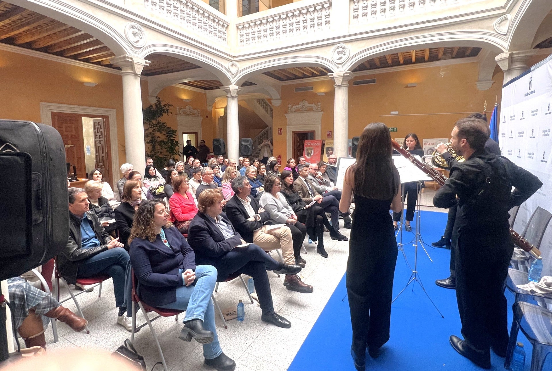 Blanca Fernández reivindica en Ciudad Real las políticas públicas para superar la desigualdad estructural y la ‘vacuna’ de la igualdad contra la violencia machista Blanca Fernández reivindica en Ciudad Real las políticas públicas para superar la desigualdad estructural y la ‘vacuna’ de la igualdad contra la violencia machista