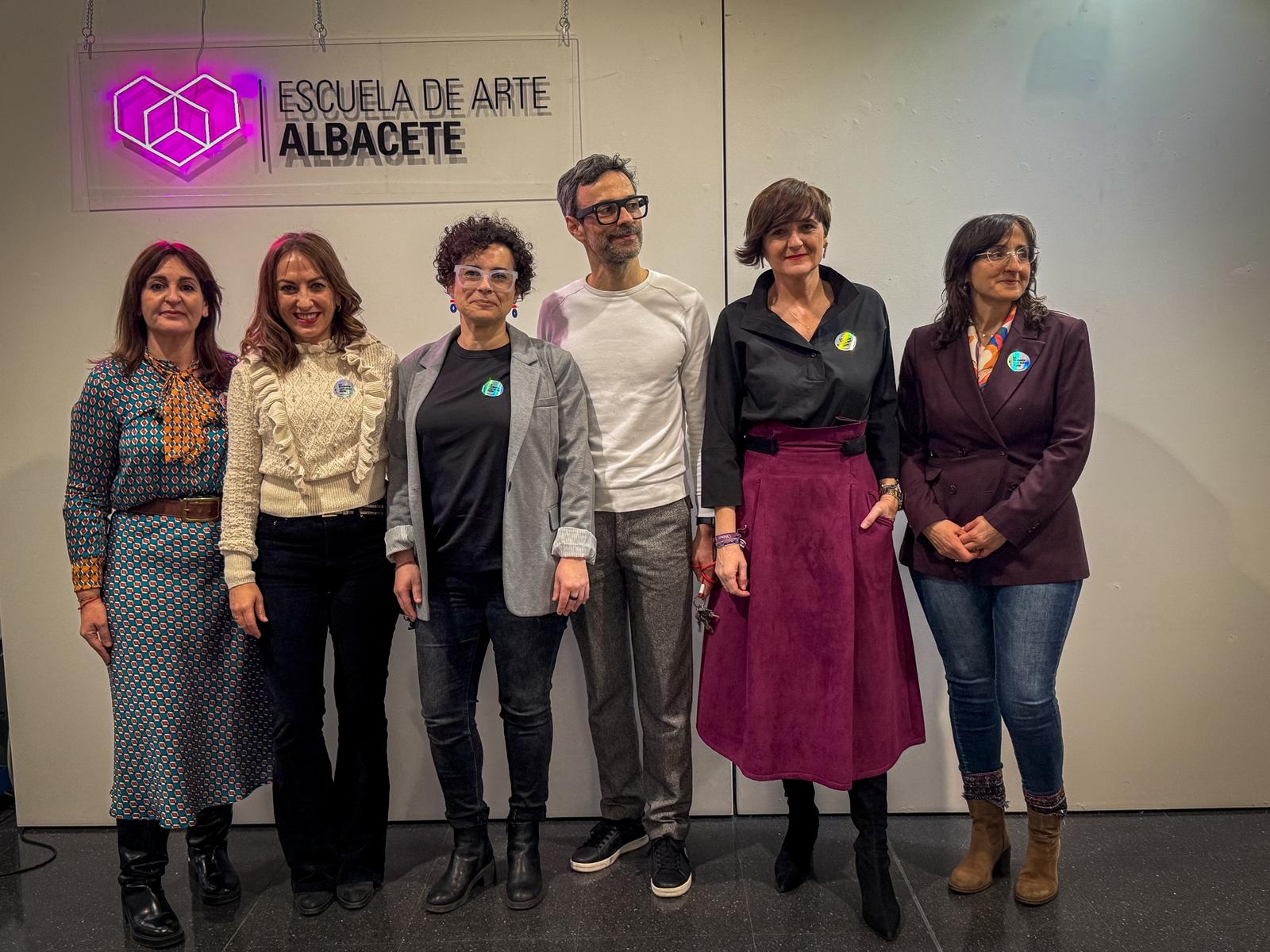 ‘Gente guapa’ un proyecto educativo y cultural que cuenta con el apoyo del gobierno de Castilla-La Mancha ‘Gente guapa’ un proyecto educativo y cultural que cuenta con el apoyo del gobierno de Castilla-La Mancha