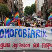 Manifestación en repulsa a la agresión homófoba en Basauri (2021) Manifestación en repulsa a la agresión homófoba en Basauri (2021)