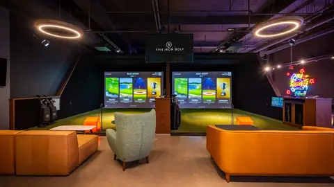 Una forma diferente de vivir el golf llega a Valencia: Five Iron Golf aterriza con 1.000 m² de deporte, afterwork y gastronomía Una forma diferente de vivir el golf llega a Valencia: Five Iron Golf aterriza con 1.000 m² de deporte, afterwork y gastronomía