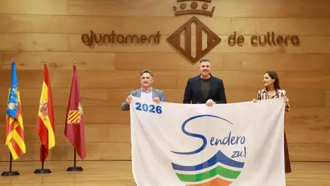 Cullera hace historia con tres Senderos Azules y lidera la Comunidad Valenciana Cullera hace historia con tres Senderos Azules y lidera la Comunidad Valenciana