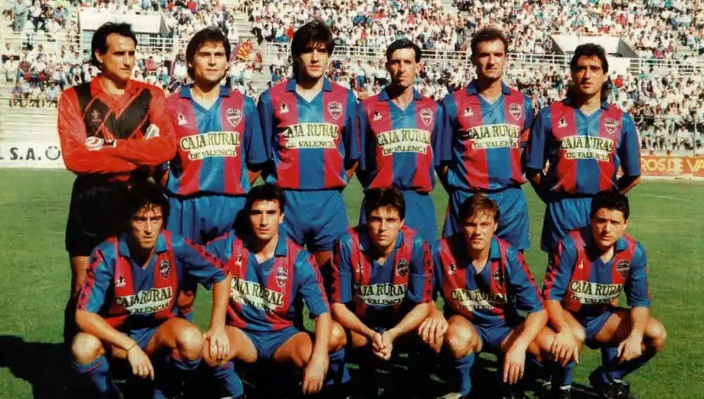 El Levante Ud en la temporada 88-89 El Levante Ud en la temporada 88-89
