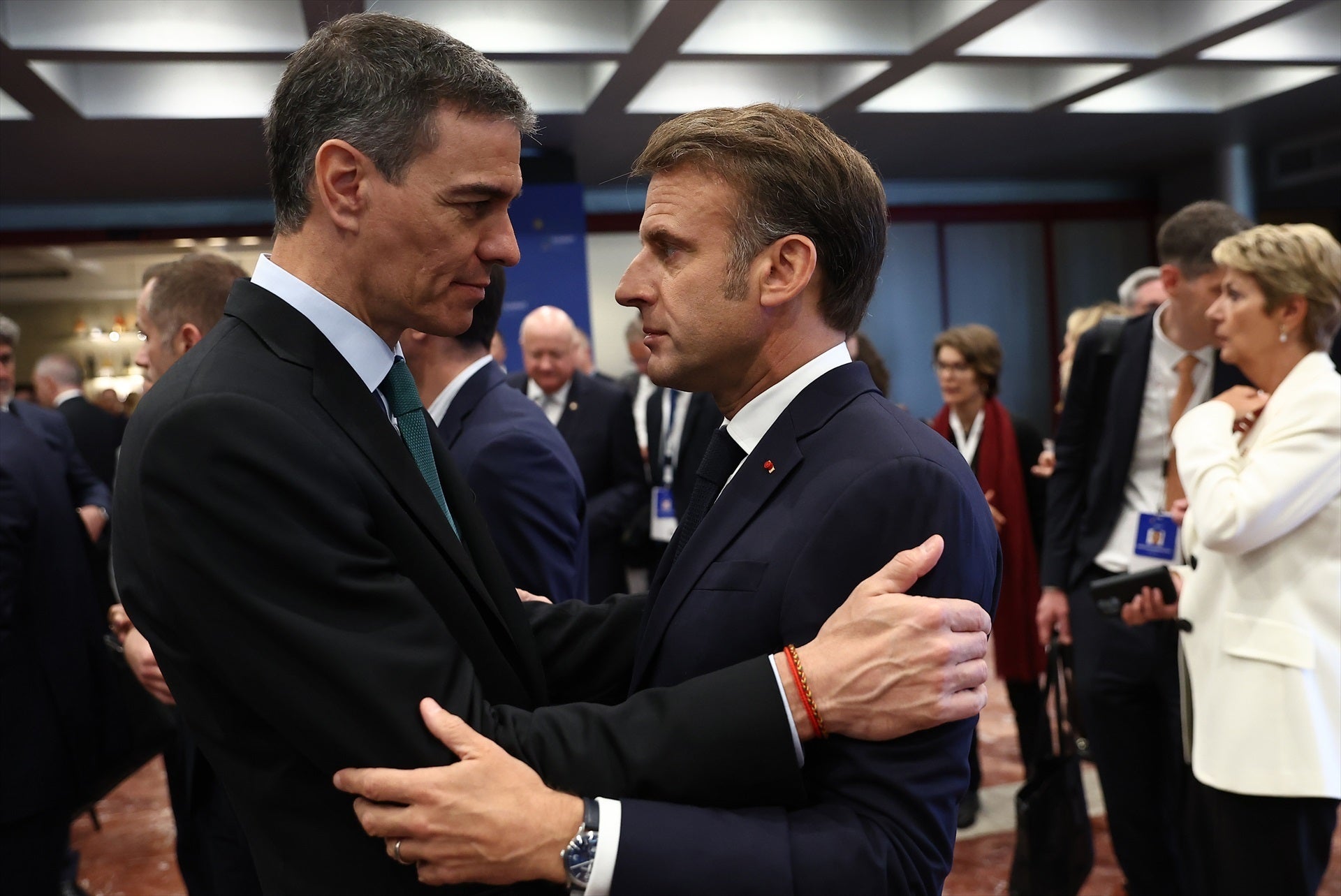 Meloni y Macron se alinean con Pedro Sánchez respecto a la guerra de Irán: diferencias entre apoyar la guerra y proteger a los aliados Meloni y Macron se alinean con Pedro Sánchez respecto a la guerra de Irán: diferencias entre apoyar la guerra y proteger a los aliados