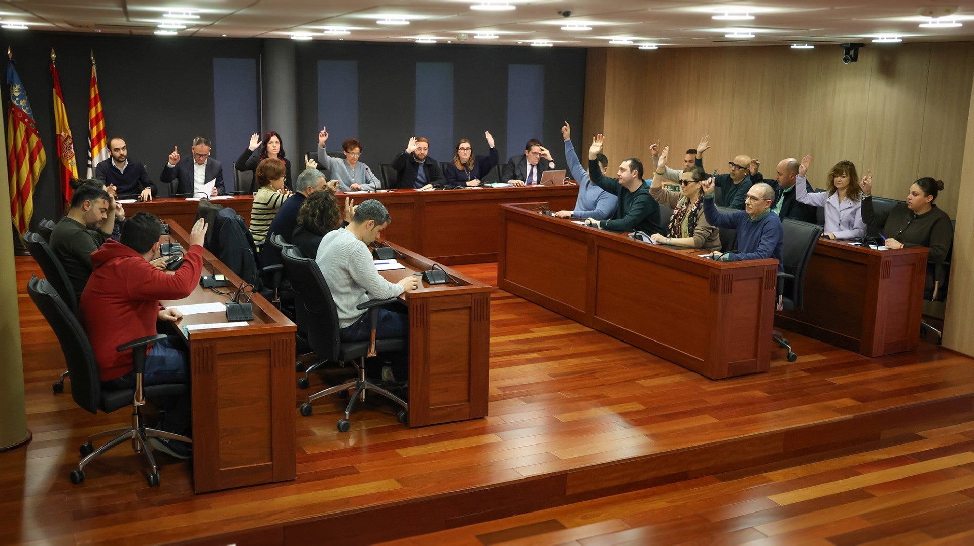 Onda exige un Plan de Emergencia para defender el sector cerámico y la cogeneración Onda exige un Plan de Emergencia para defender el sector cerámico y la cogeneración