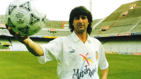 Homenaje a Kempes en Mestalla en 1993 Homenaje a Kempes en Mestalla en 1993