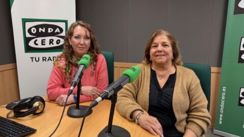 Elka Dimitrova (izquierda) entrevista a Yolanda Vallejo (derecha), directora de TEIS RRHH Elka Dimitrova (izquierda) entrevista a Yolanda Vallejo (derecha), directora de TEIS RRHH