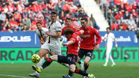 Ocasión de Víctor Muñoz ante la mirada de Raúl García de Haro Ocasión de Víctor Muñoz ante la mirada de Raúl García de Haro
