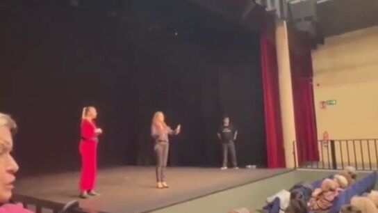 Dimite la concejala de Mujer del PP de Collado Villalba tras interrumpir un mon&oacute;logo feminista