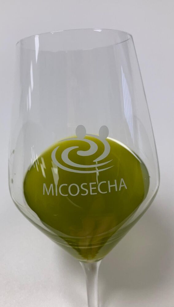 Elaboración aceites de oliva virgen y virgen extra de gran calidad