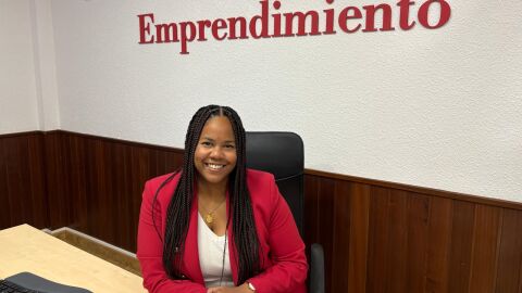 Sandra Galm&eacute;s, t&eacute;cnica de la C&aacute;mara de Menorca.