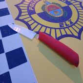 Cuchillo con el que el detenido amenazó en el Elche al conductor de la VTC. 