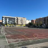 Una de las pistas deportivas del barrio del Plá. 