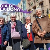 Núria Haba, Fe Escat, Consol Collado i Rosa Coloma a La Rambla de Barcelona Núria Haba, Fe Escat, Consol Collado i Rosa Coloma a La Rambla de Barcelona
