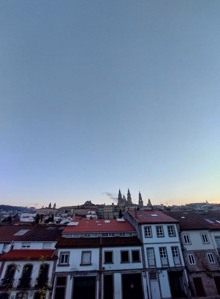 El gobierno de Santiago envía de nuevo a Xunta la solicitud para que Compostela sea zona tensionada y espera que se apruebe "con rápidez" El gobierno de Santiago envía de nuevo a Xunta la solicitud para que Compostela sea zona tensionada y espera que se apruebe "con rápidez"