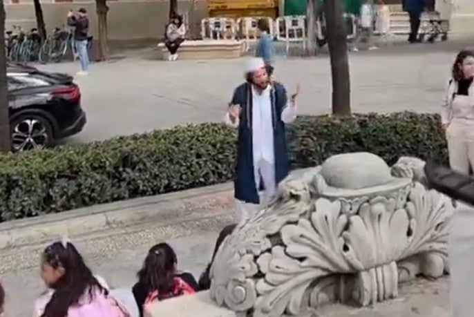 La verdad tras el bulo del vídeo de la excursión enseñando el Ramadán en Sevilla La verdad tras el bulo del vídeo de la excursión enseñando el Ramadán en Sevilla