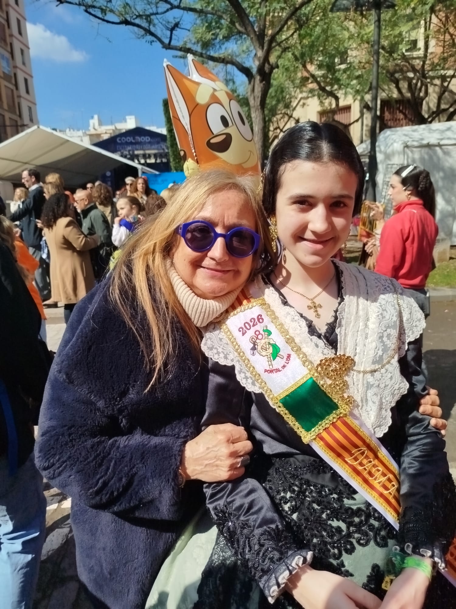 El 'Monday Monday' de Ana Babiloni desde el final del recorrido del Pregón Infantil de la Magdalena El 'Monday Monday' de Ana Babiloni desde el final del recorrido del Pregón Infantil de la Magdalena