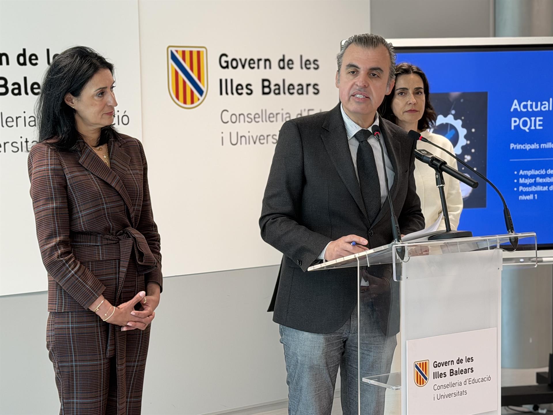 Educación amplía plazas de FP y refuerza la orientación para reducir el abandono escolar en Baleares Educación amplía plazas de FP y refuerza la orientación para reducir el abandono escolar en Baleares