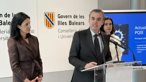 Educación amplía plazas de FP y refuerza la orientación para reducir el abandono escolar en Baleares Educación amplía plazas de FP y refuerza la orientación para reducir el abandono escolar en Baleares