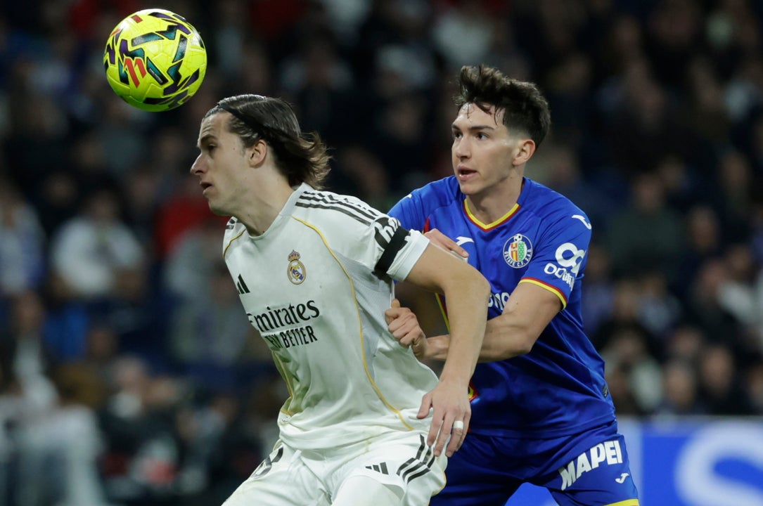 Carreras, baja contra el Manchester City por una lesión en el gemelo Carreras, baja contra el Manchester City por una lesión en el gemelo