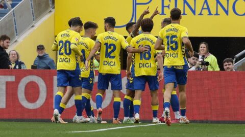 Celebraci&oacute;n de uno de los goles de Las Palmas al Ceuta (LA LIGA)