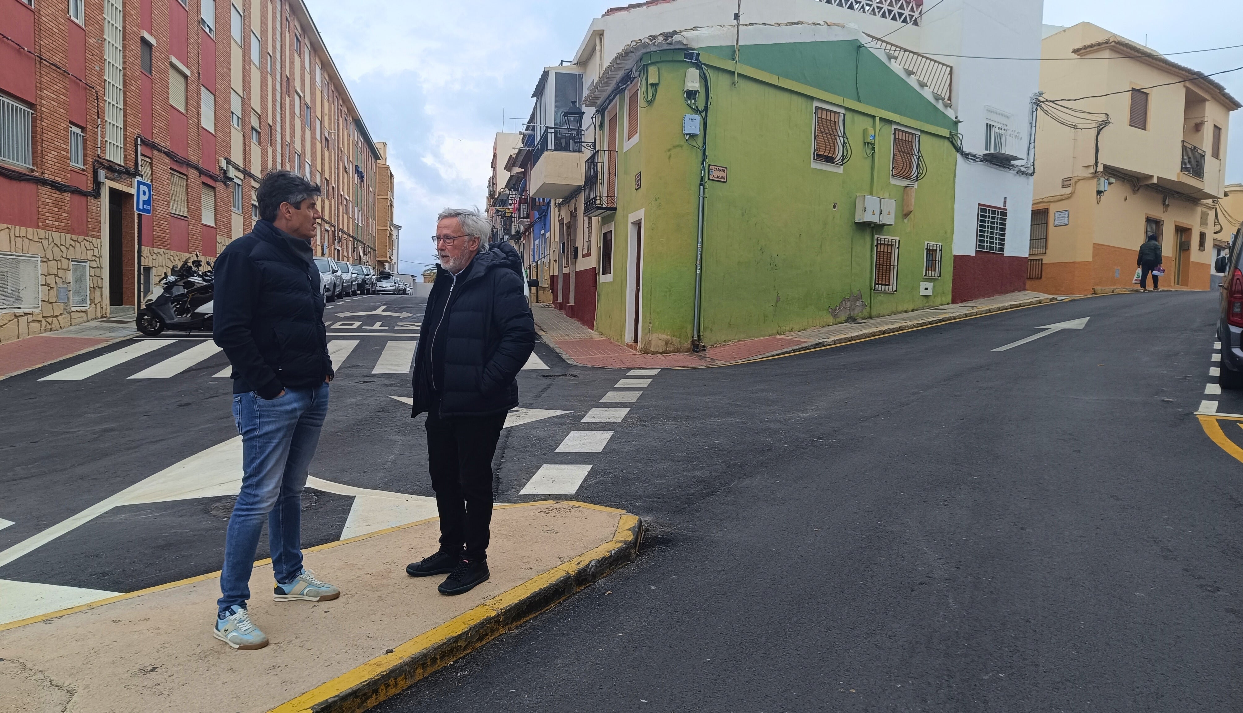 Villajoyosa ejecuta un plan de asfaltado de 220.000 m2 de calles urbanas y caminos rurales Villajoyosa ejecuta un plan de asfaltado de 220.000 m2 de calles urbanas y caminos rurales
