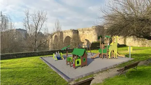 O Concello de Ourense renovará o parque infantil de Ribeira de Canedo O Concello de Ourense renovará o parque infantil de Ribeira de Canedo
