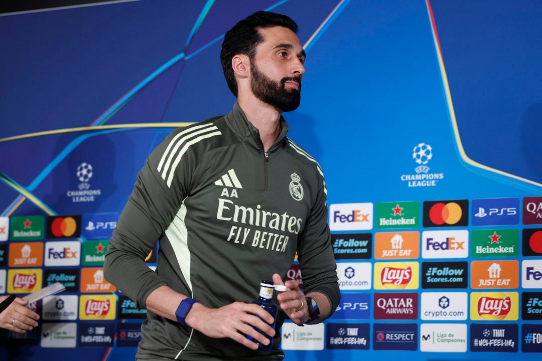 Arbeloa: "No nos sentimos menos que nadie" Arbeloa: "No nos sentimos menos que nadie"