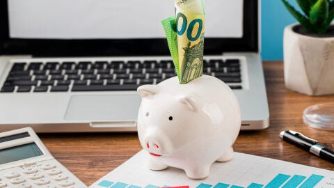 Imagen de archivo de una hucha.