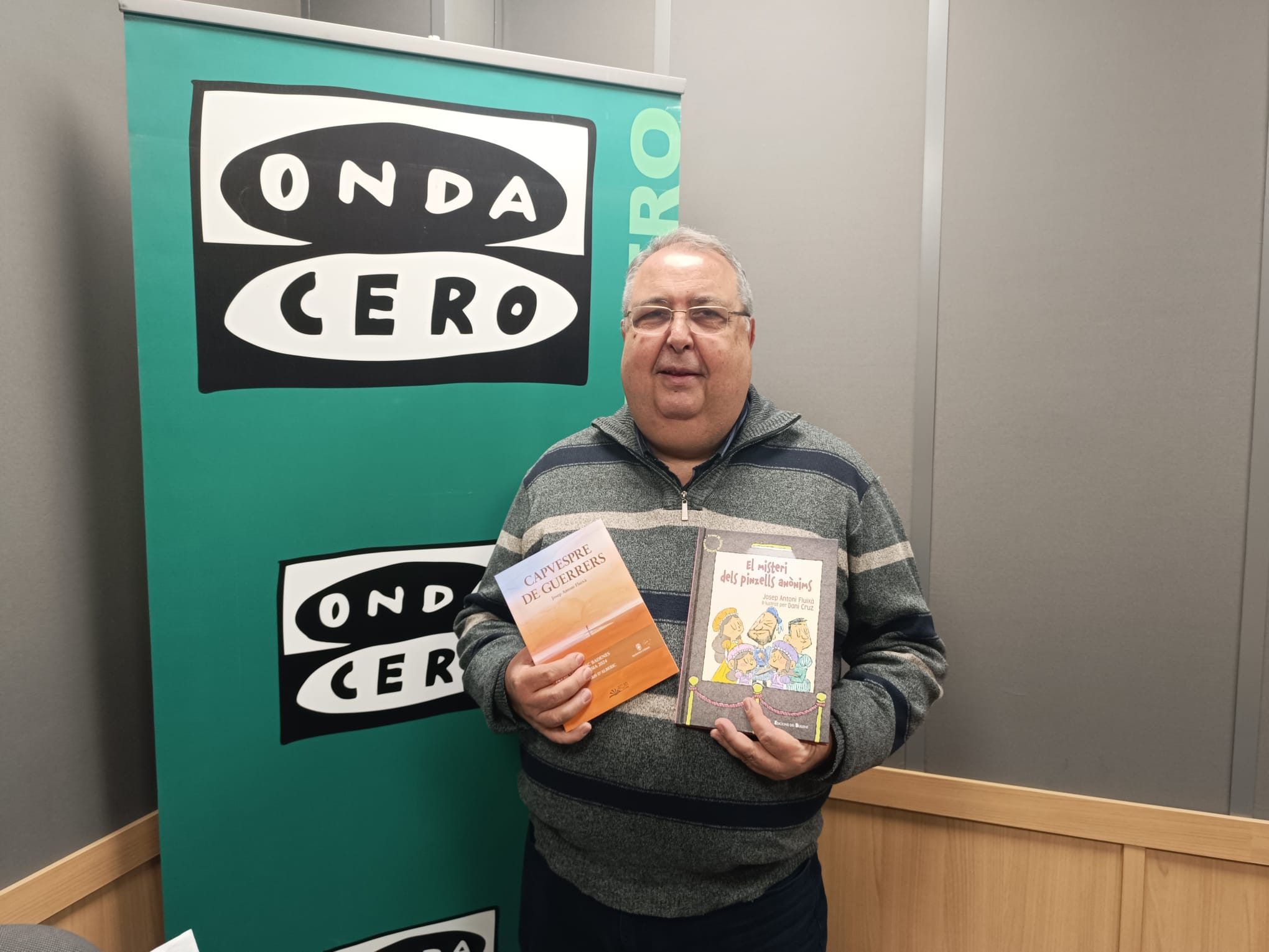 Misterios y reflexiones con la literatura de Josep Antoni Fluixà Misterios y reflexiones con la literatura de Josep Antoni Fluixà