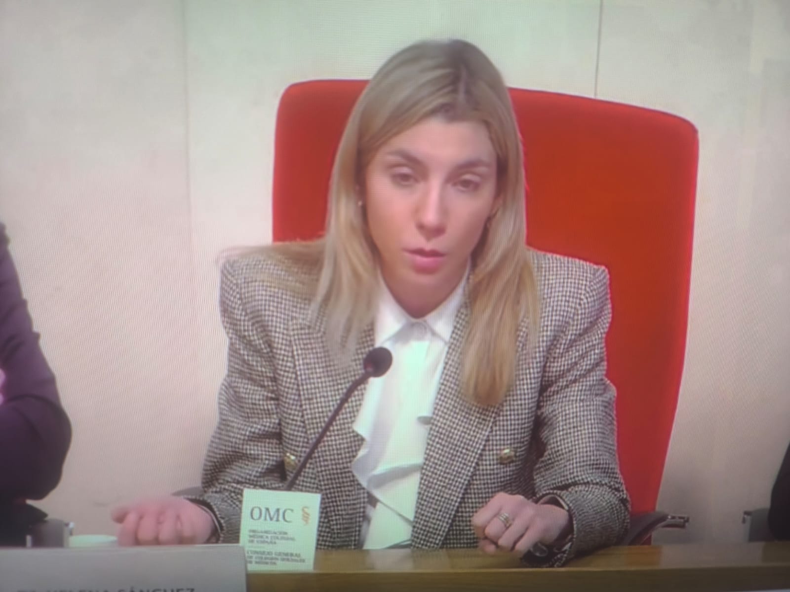 Doctora agredida brutalmente en Puertollano: "Pensaba que podía con todo, pero no es verdad. Me siento abandonada por la gerencia" Doctora agredida brutalmente en Puertollano: "Pensaba que podía con todo, pero no es verdad. Me siento abandonada por la gerencia"