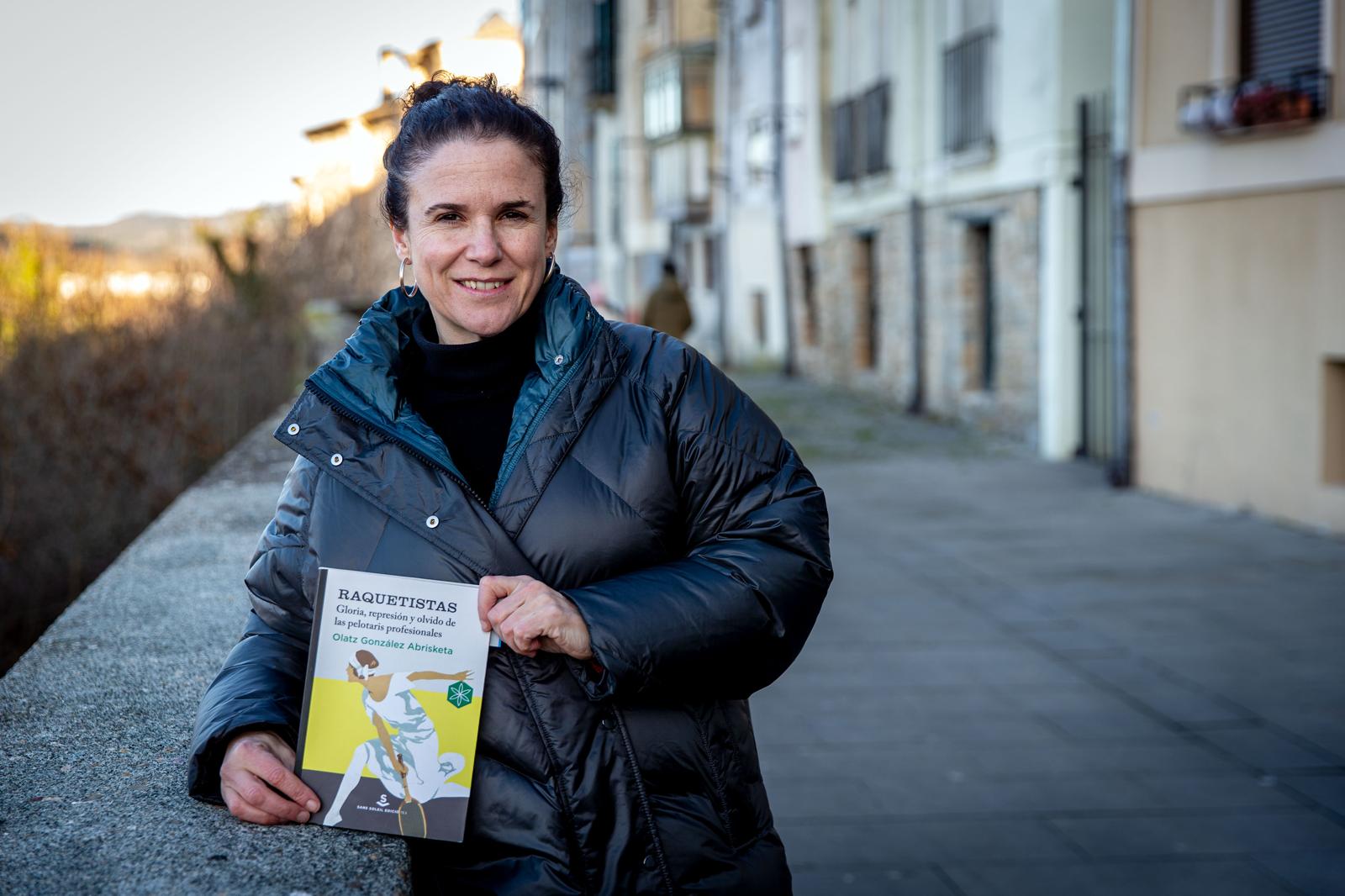 Olatz González, antropóloga: "Franco consideró que la pelota vasca podía ser un gran deporte nacional" Olatz González, antropóloga: "Franco consideró que la pelota vasca podía ser un gran deporte nacional"