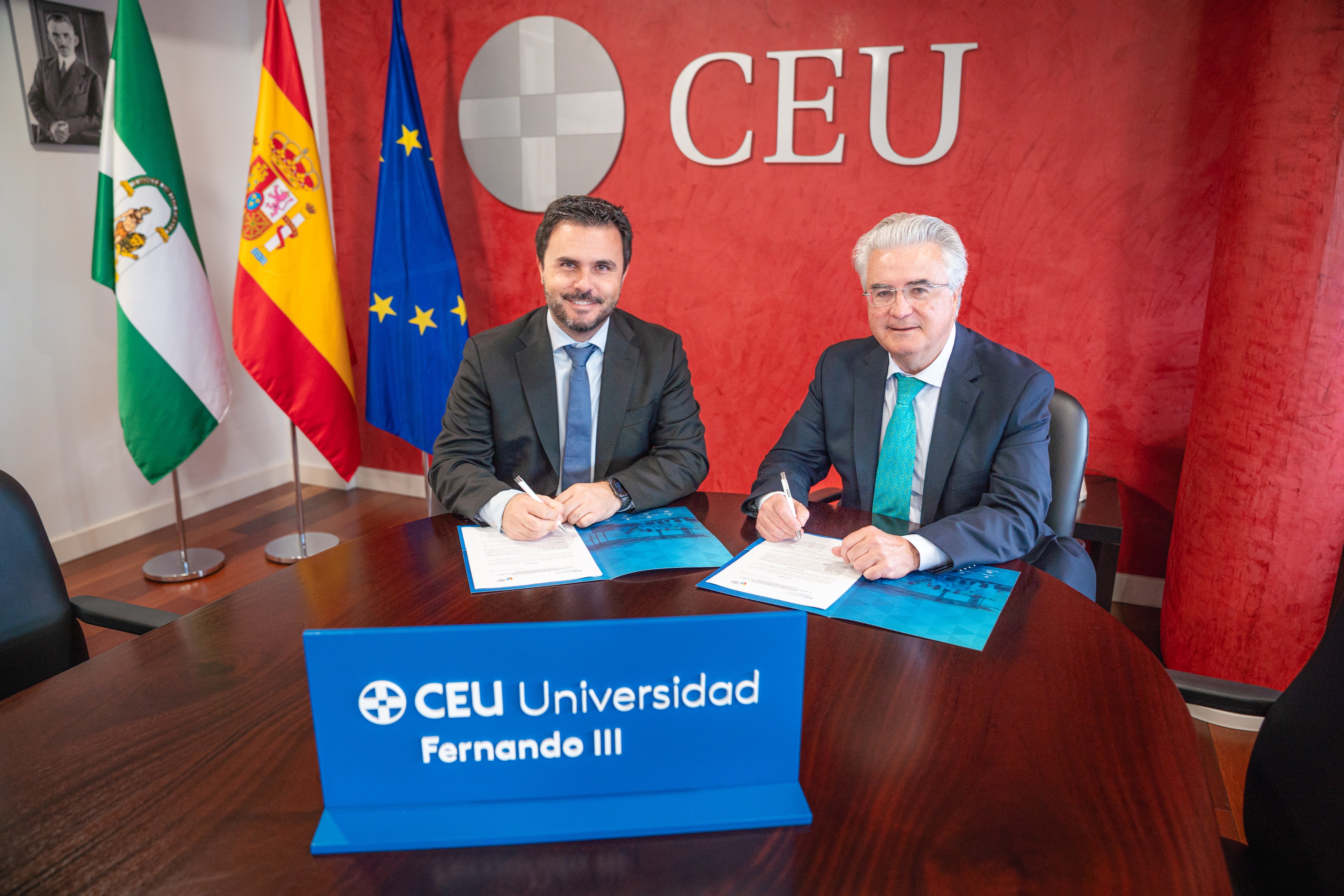 La Universidad CEU Fernando III se suma al programa LEER+ de la Fundación José Manuel Lara para impulsar la lectura en entornos vulnerables La Universidad CEU Fernando III se suma al programa LEER+ de la Fundación José Manuel Lara para impulsar la lectura en entornos vulnerables
