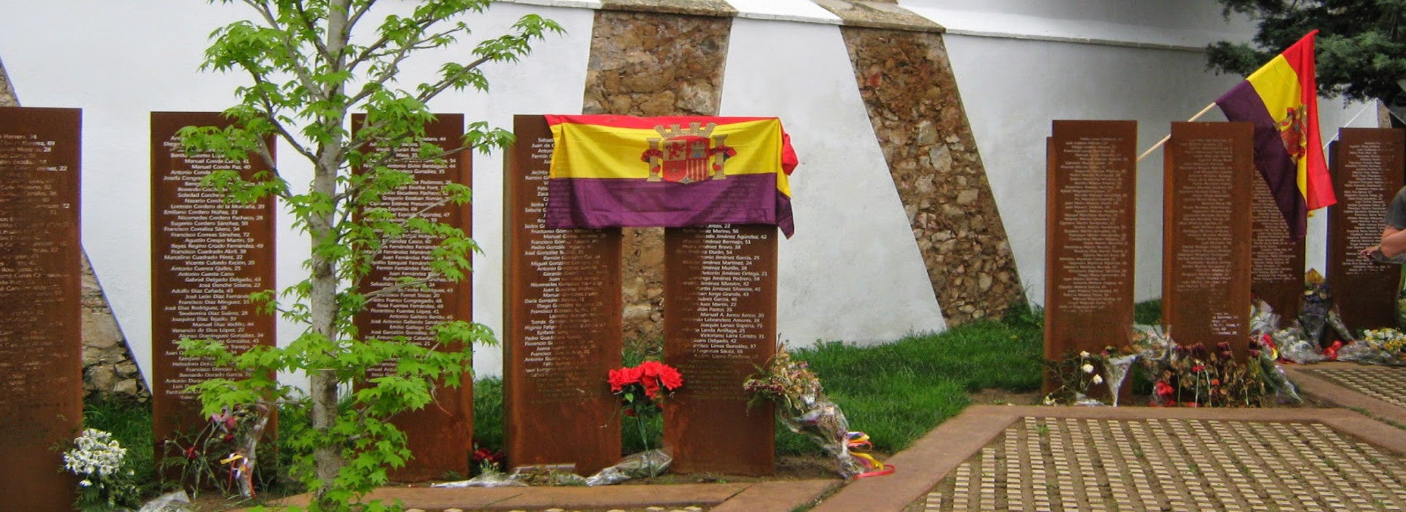 Amececa organiza este sábado un homenaje a las víctimas de la represión franquista en Cáceres Amececa organiza este sábado un homenaje a las víctimas de la represión franquista en Cáceres
