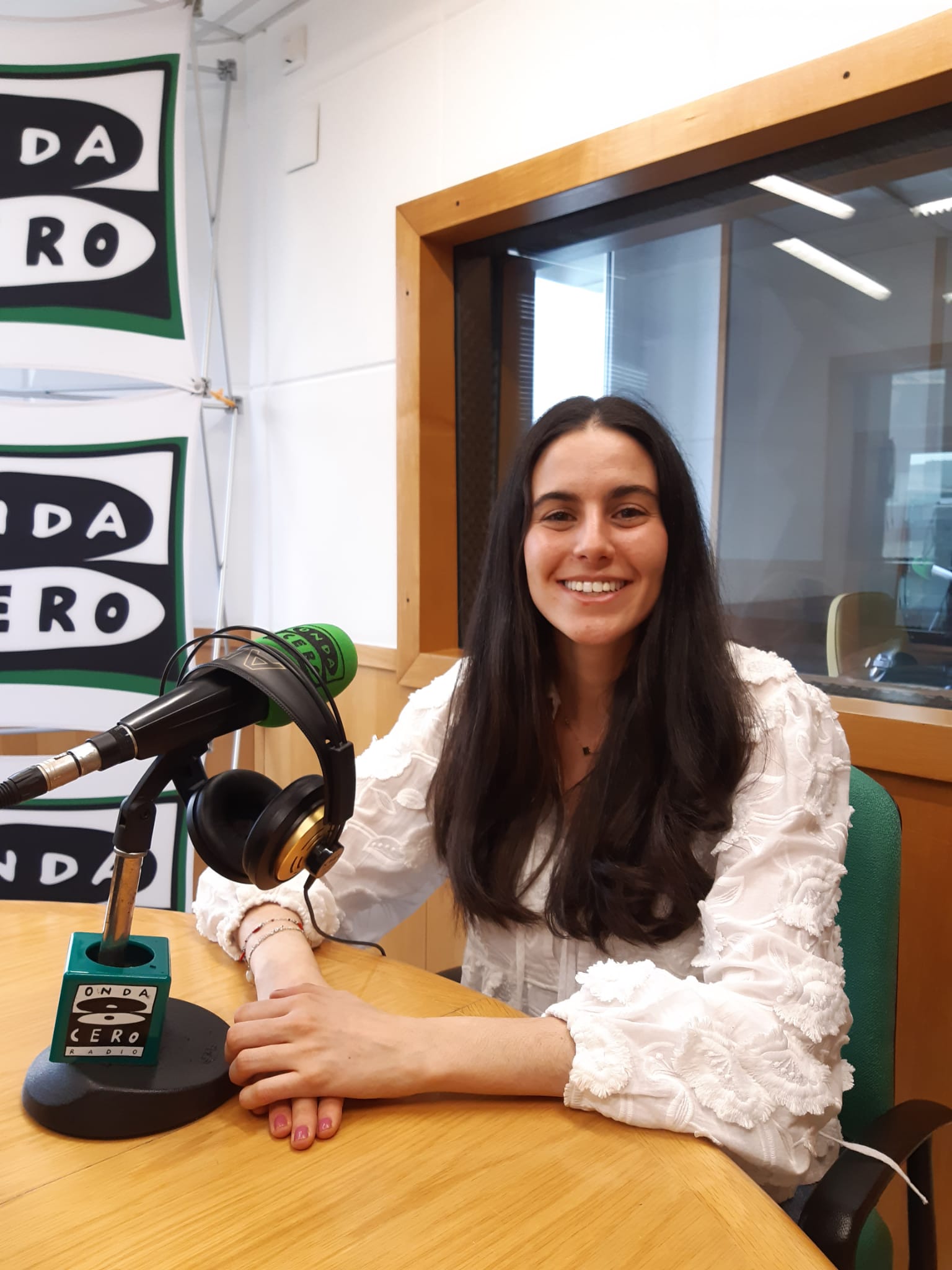 Del món real al virtual: nous influencers, reptes legals i regulació de les xarxes socials Del món real al virtual: nous influencers, reptes legals i regulació de les xarxes socials