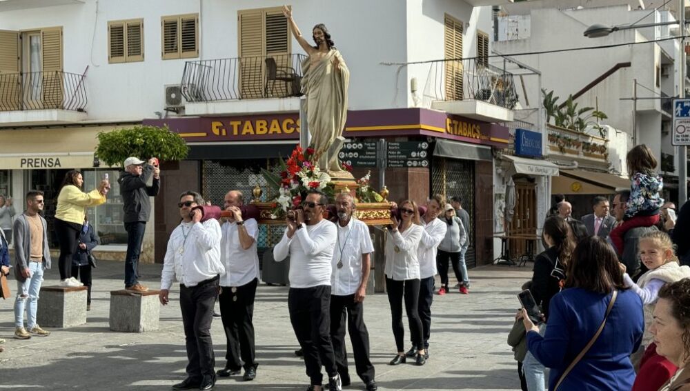 Imagen de la procesión del Santo Encuentro, una de las más famosas de Santa Eulària