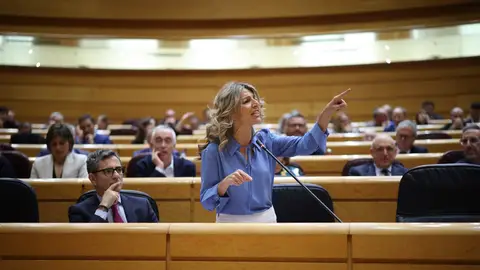 La vicepresidenta segunda y ministra de Trabajo y Economía Social, Yolanda Díaz, interviene durante una sesión plenaria en el Senado, a 17 de marzo de 2026 La vicepresidenta segunda y ministra de Trabajo y Economía Social, Yolanda Díaz, interviene durante una sesión plenaria en el Senado, a 17 de marzo de 2026