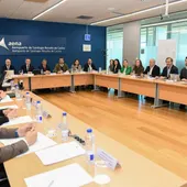 La Xunta anuncia un fondo para captar nuevas rutas en los aeropuertos gallegos La Xunta anuncia un fondo para captar nuevas rutas en los aeropuertos gallegos