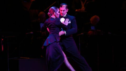 Imatge d'una parella de ball en el transcurs de l'espectacle 'Forever Tango'