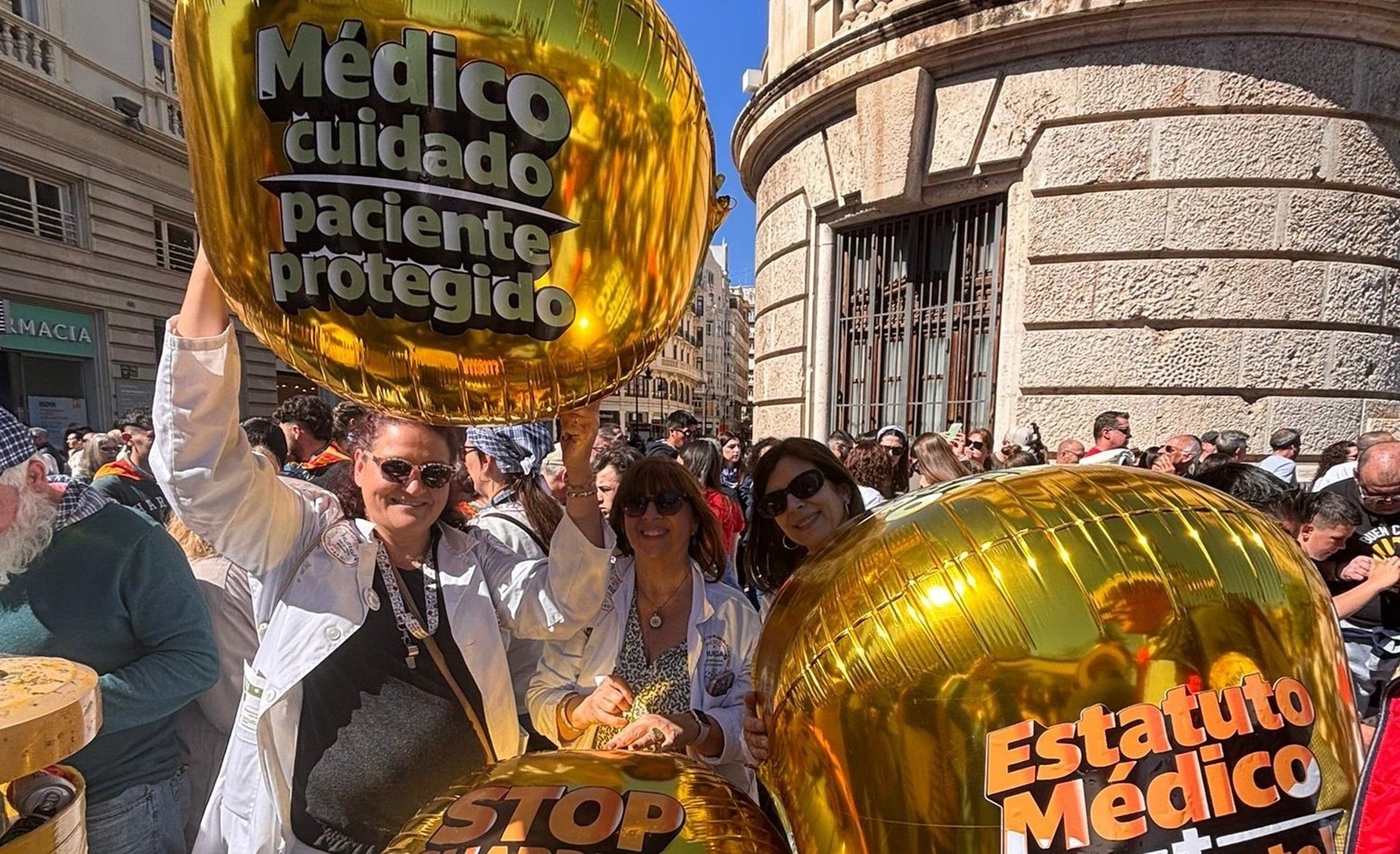 El segundo día de paro médico alcanza el 90% según el sindicato médico CESM-CV El segundo día de paro médico alcanza el 90% según el sindicato médico CESM-CV